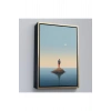 Ahşap Çerçeveli Denizin Ortasında Yalnız Adam Tablosu-7538
