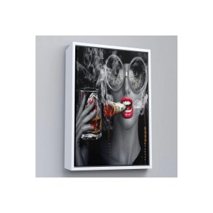 Ahşap Çerçeveli Dolar İle Gözlüklü Sigara İçen Kadın Tablosu-7797