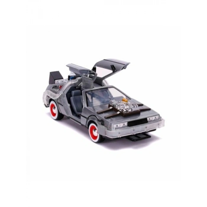 1:24 Ölçekli Zaman Makinesi Modeli ile Eğlenceli Oyun