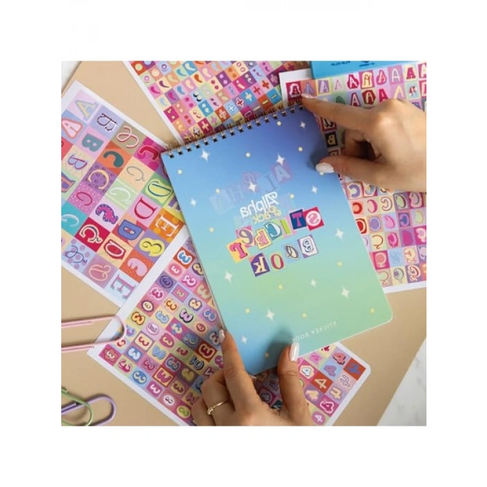 A5 18 Yaprak Harf Sticker Defteri - Alfabe, Rakam ve Noktalama İşaretleri Seti