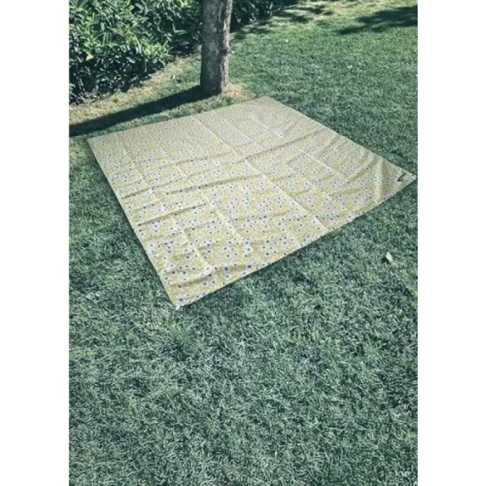 Çiçek Desenli Piknik Örtüsü 150x150 cm, Su Geçirmez ve Dayanıklı