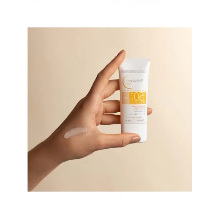 Çok Yüksek Korumalı Renkli Yüz Güneş Kremi - SPF50+ - 30 ml