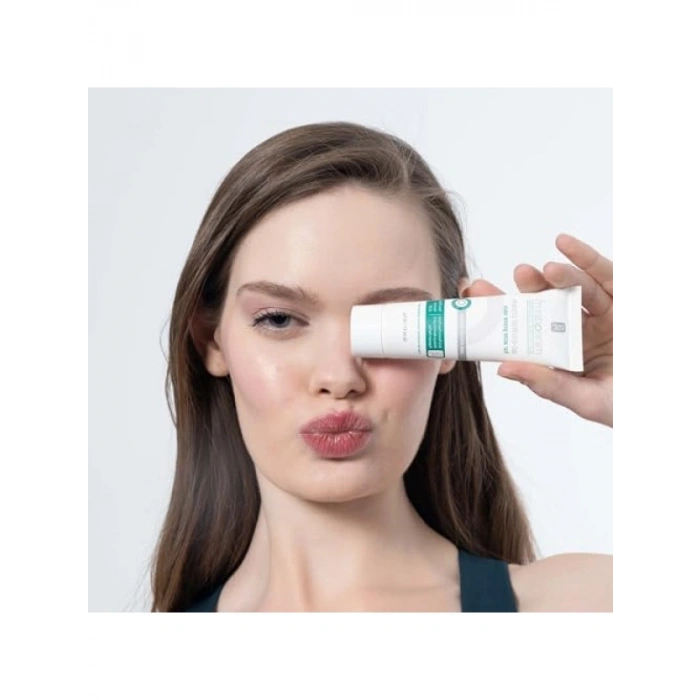 Kolay Uygulamalı Cilt Bakım Kremi 50 ml