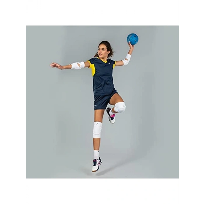 Koyu Mavi Renkli Esnek ve Hızlı Kuruyan Kısa Pantolon