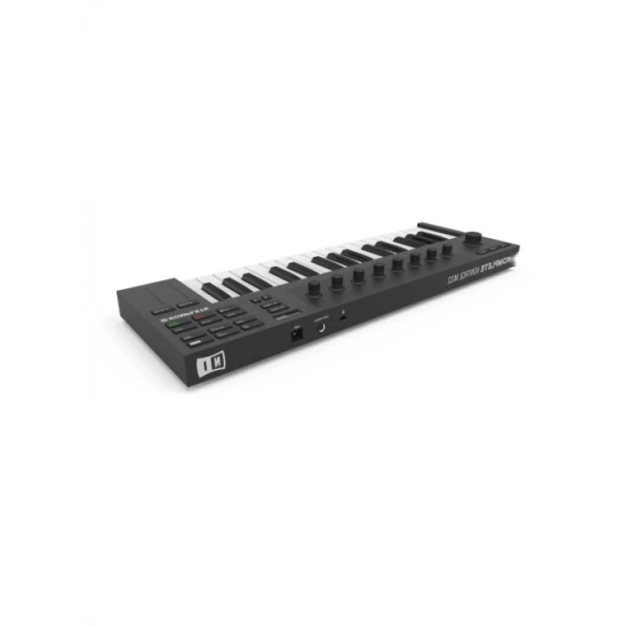 Kullanışlı Midi Klavye Kontrolörü - M32 Modeli