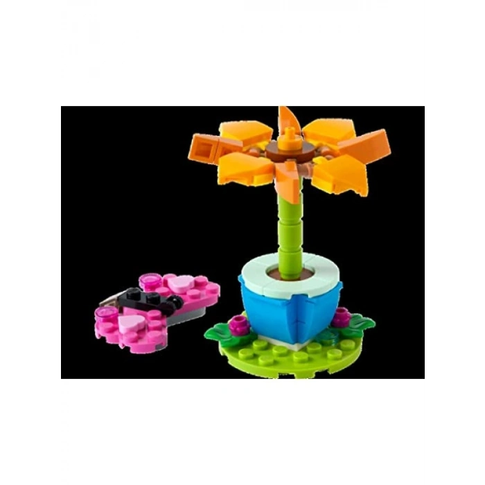 LEGO Bahçe Çiçeği ve Kelebek Seti (57 Parça)