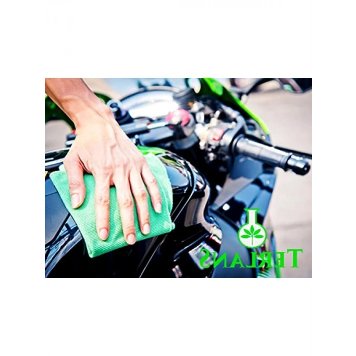 Motosiklet Temizleyici ve Parlatıcı - 500 ml Sprey