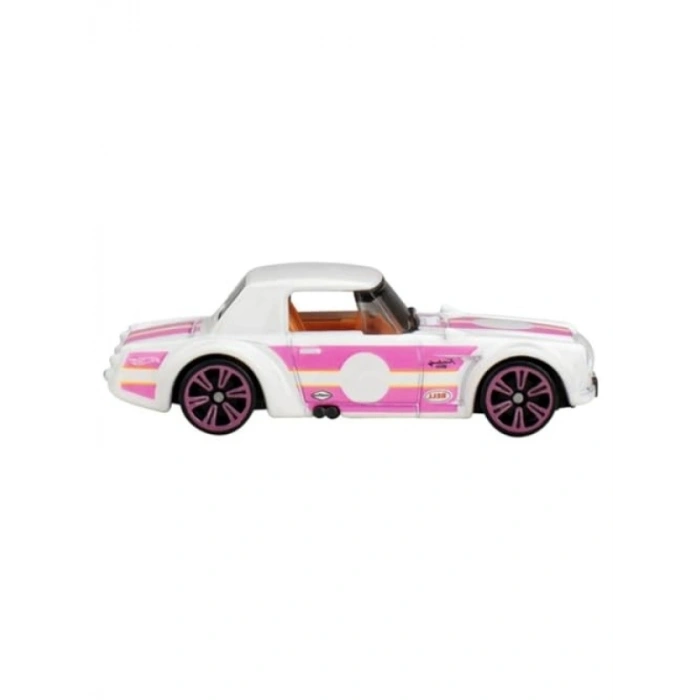Neon Yarışçılar - Datsun Fairlady 2000 Model Araç