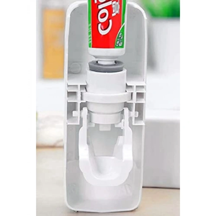 Otomatik Diş Macunu Sıkacağı ve 5 Diş Fırçalı Set