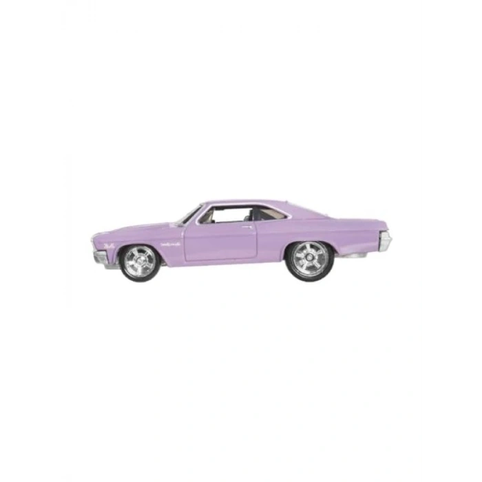 Premium Araba Modeli - 1966 Yılı Tasarımı