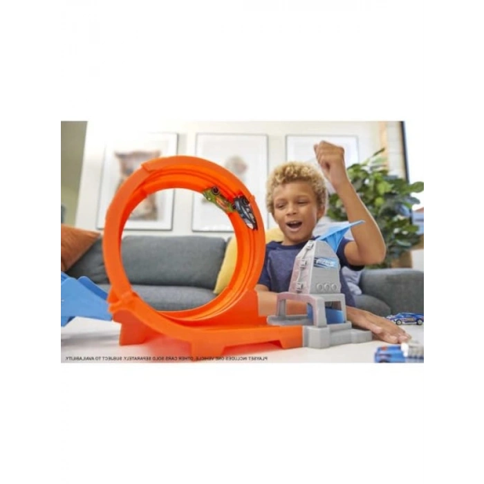 Şampiyonluk Parkuru Yarış Seti - Hot Wheels Oyun Seti