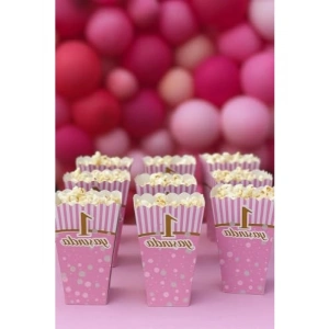 1 Yaş Doğum Günü İçin Pembe Popcorn Kutuları, 8 Adet, Şık Tasarım