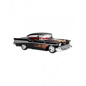 1957 Chevy Bel Air Modeli - Çok Renkli Plastik Model Kiti