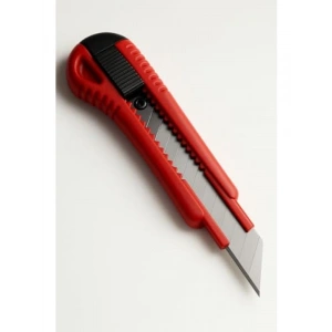 Alüminyum Maket Bıçağı - 18 mm, Otomatik Kilitleme Sistemi