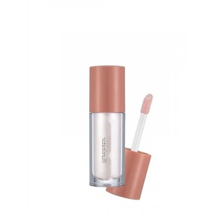 Aydınlatıcı Etkiyle Yüz Hatlarını Belirginleştiren Işıltılı Aydınlatıcı