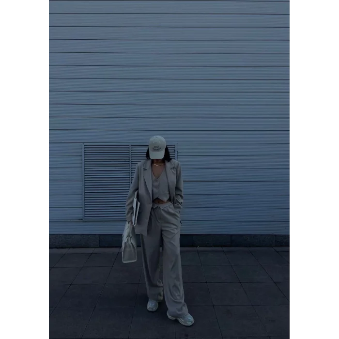 Arnay 3 Lü Kadın Takım Beyaz Çizgi Detaylı Crop Yelek Ceket Bol Kesim Bol Paça Pantolon Alt Üst Takım - Beyaz