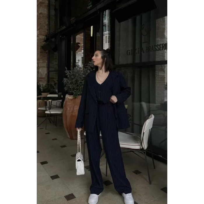 Arnay 3 Lü Kadın Takım Beyaz Çizgi Detaylı Crop Yelek Ceket Bol Kesim Bol Paça Pantolon Alt Üst Takım - Lacivert