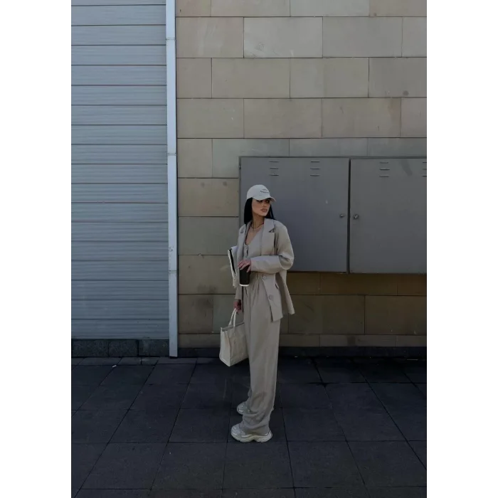 Arnay 3 Lü Kadın Takım Beyaz Çizgi Detaylı Crop Yelek Ceket Bol Kesim Bol Paça Pantolon Alt Üst Takım - Beyaz