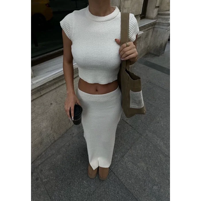 Arnay Bisiklet Yaka Croplu Uzun Etekli İkili Takım Triko - Beyaz