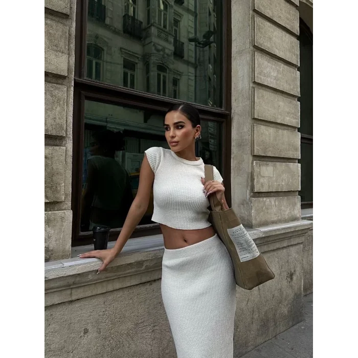 Arnay Bisiklet Yaka Croplu Uzun Etekli İkili Takım Triko - Beyaz