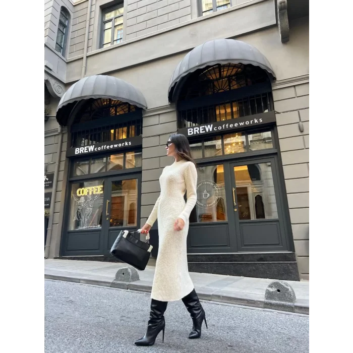 Arnay Bisiklet Yaka Fitilli Uzun Elbise - Beyaz