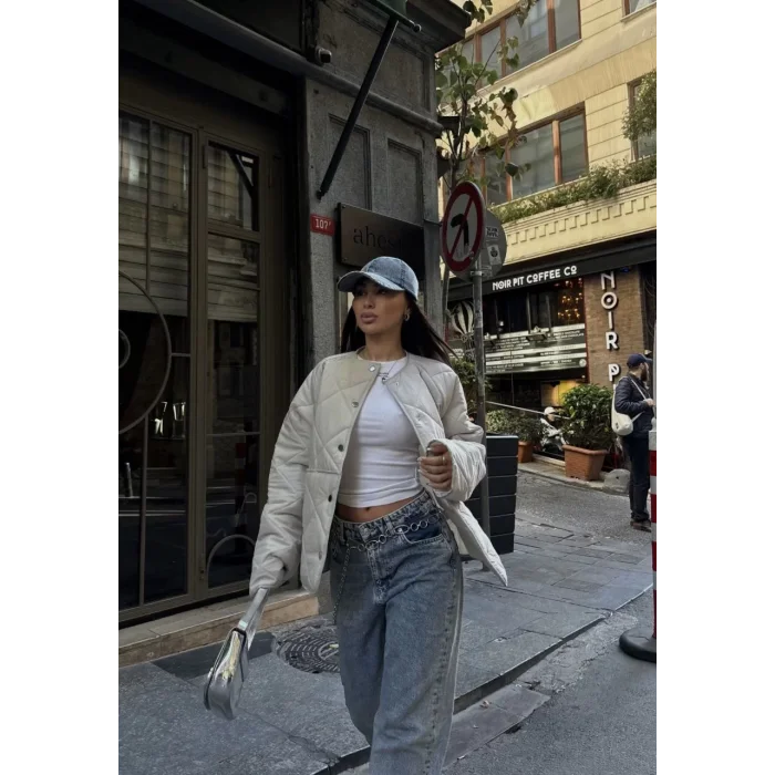 Arnay Cıt Cıt Detaylı Cepli Ceket Mont- Beyaz