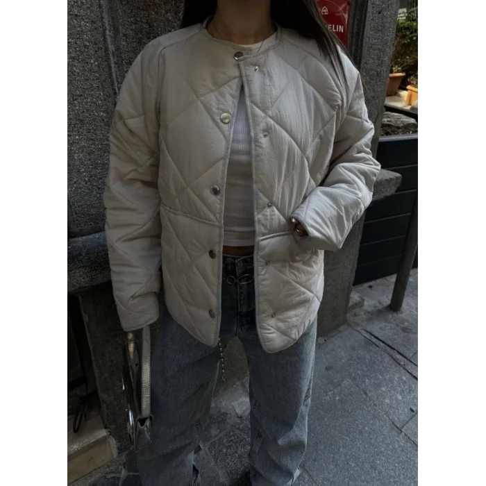 Arnay Cıt Cıt Detaylı Cepli Ceket Mont- Beyaz