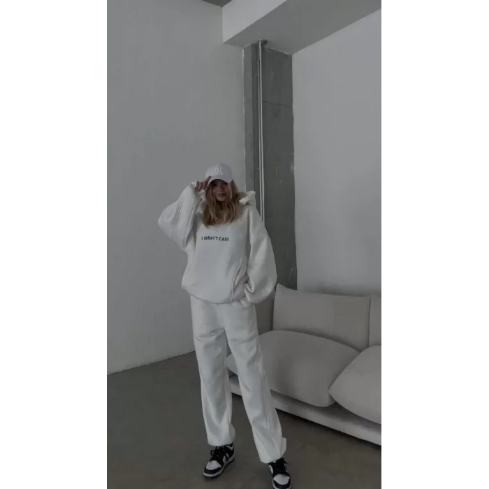 Arnay Nakış İşlemeli Üç İplik Sweat Takım - Beyaz