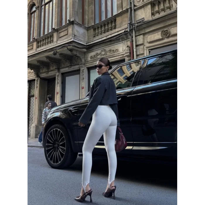 Arnay Toparlayıcı Füzo Tayt Likralı Ayak Detaylı - Beyaz