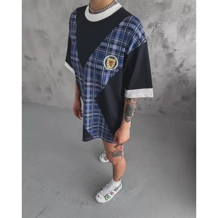 Arnay Unisex Bisiklet Yaka Baskılı Oversize T-shirt - Siyah