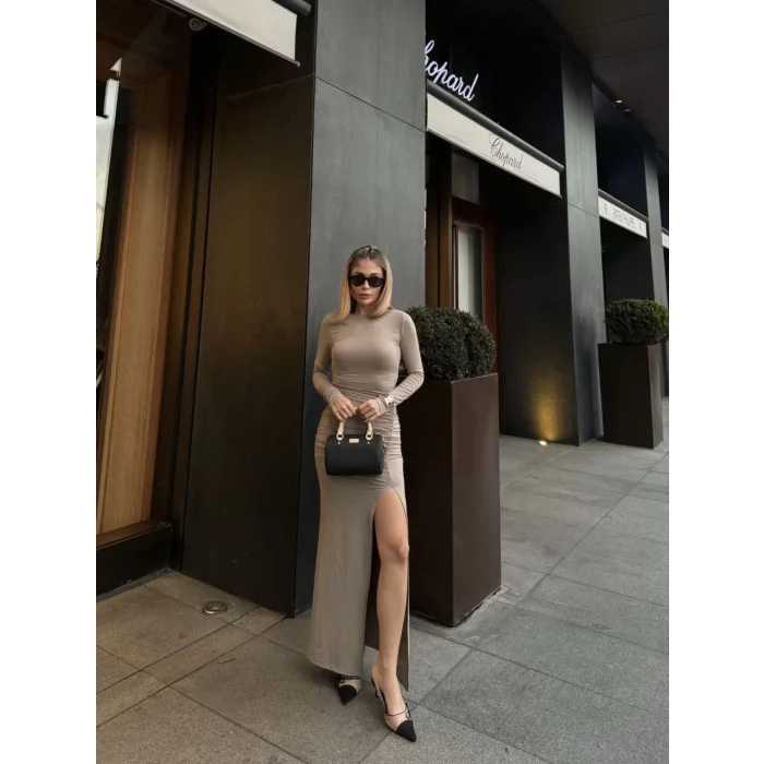 Arnay Uzun Kollu Yırtmaçlı Drapeli Uzun Elbise - Bej