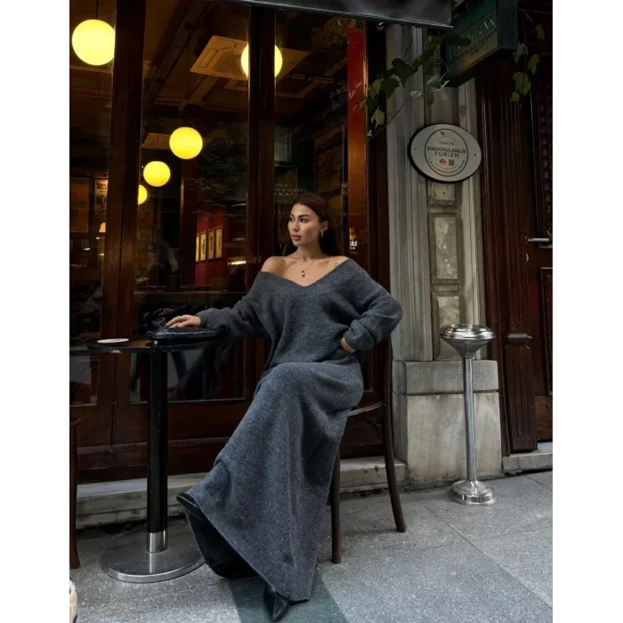 Arnay V Yaka Straplez Yaka  Buluz Uzun Etekli İkili Takım Triko  - Antrasit