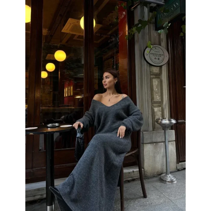 Arnay V Yaka Straplez Yaka  Buluz Uzun Etekli İkili Takım Triko  - Antrasit