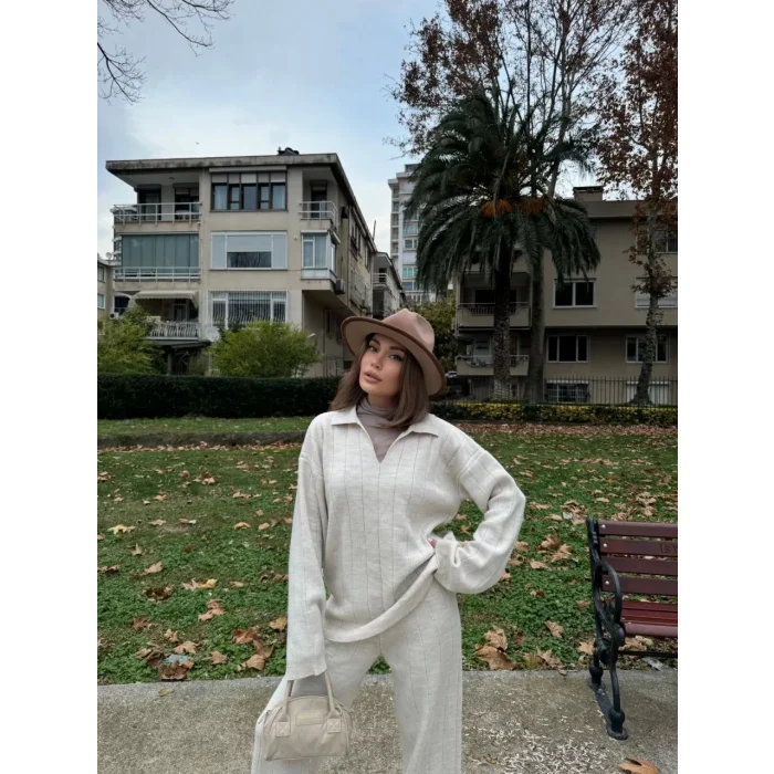 Arnay Yakalı Cizgi Detaylı Triko İkili Takım - Beyaz