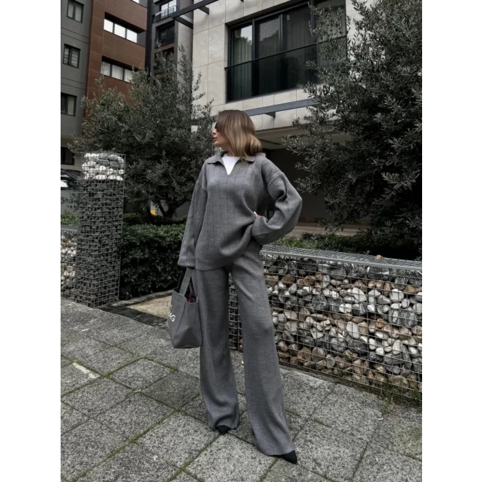 Arnay Yakalı Cizgi Detaylı Triko İkili Takım - Füme