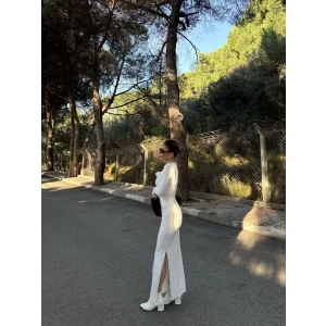 Arnay V Yaka Karoyaka Dikişli Yırtmaçlı Uzun Elbise - Beyaz