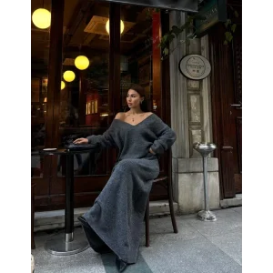 Arnay V Yaka Straplez Yaka  Buluz Uzun Etekli İkili Takım Triko  - Antrasit