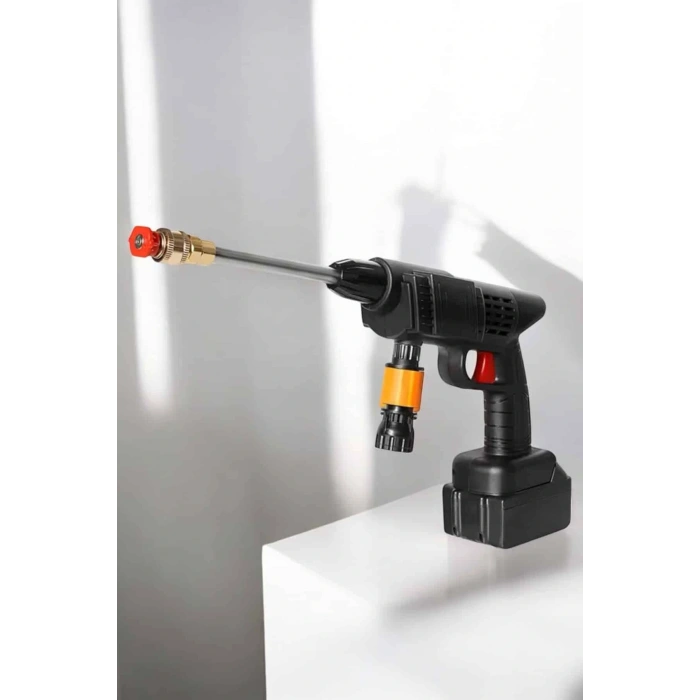 Bahçe ve Araba Yıkama Tabancası Su Basınçlı Hazneli Bataryalı Oto Yıkama