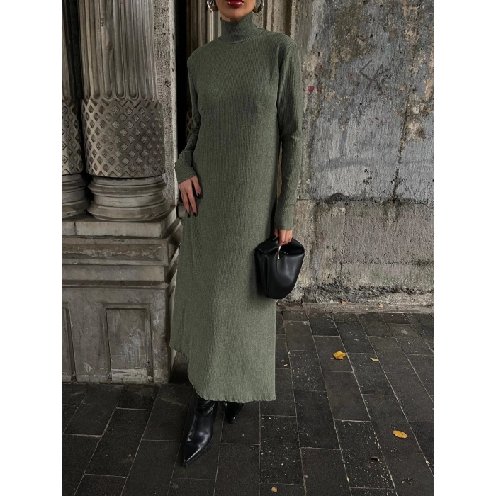 Boğazlı kalın bürümcük uzun elbise yeşil