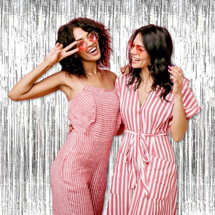 Gümüş Renk Ekstra Metalize Parlak Saçaklı Arka Fon Perde İthal A Kalite 1x2 Metre (5047)