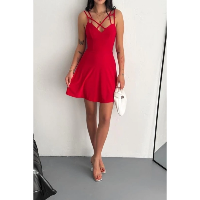 İnce çift askılı mini elbise