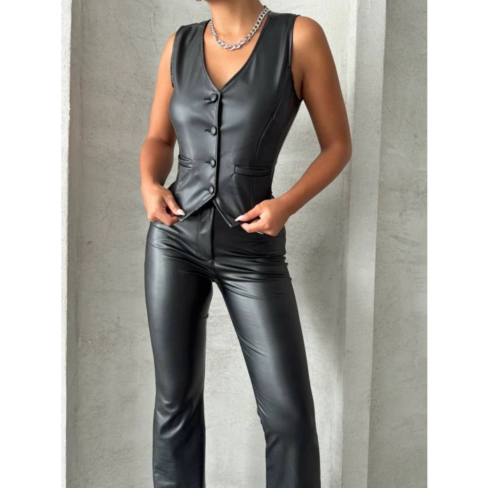 Kaplama düğmeli deri yelek siyah s24398