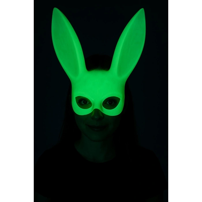 Karanlıkta Parlayan Fosforlu Tavşan Maskesi – Glow Bunny Masquerade Maske (32x22 cm)
