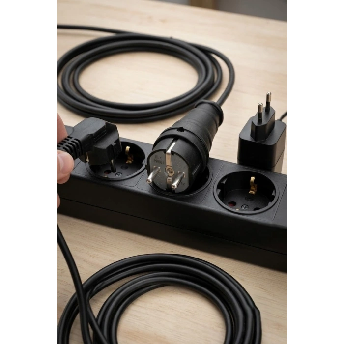 Kauçuk Erkek Fiş 1X16A 220V