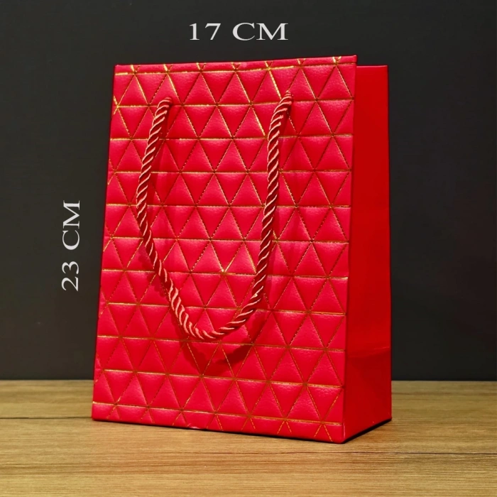 Kırmızı Geometrik Desenli Orta Boy Karton Hediye Çantası