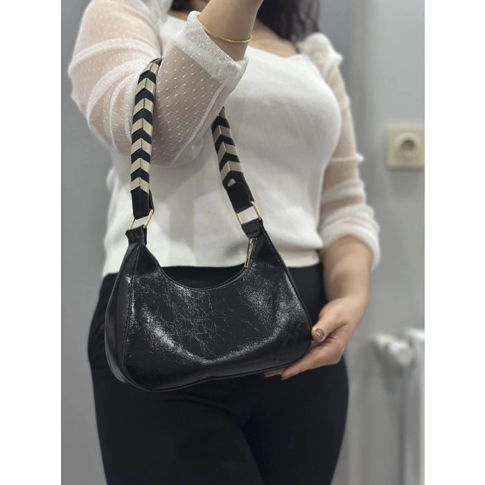 Kraş siyah cilt çanta