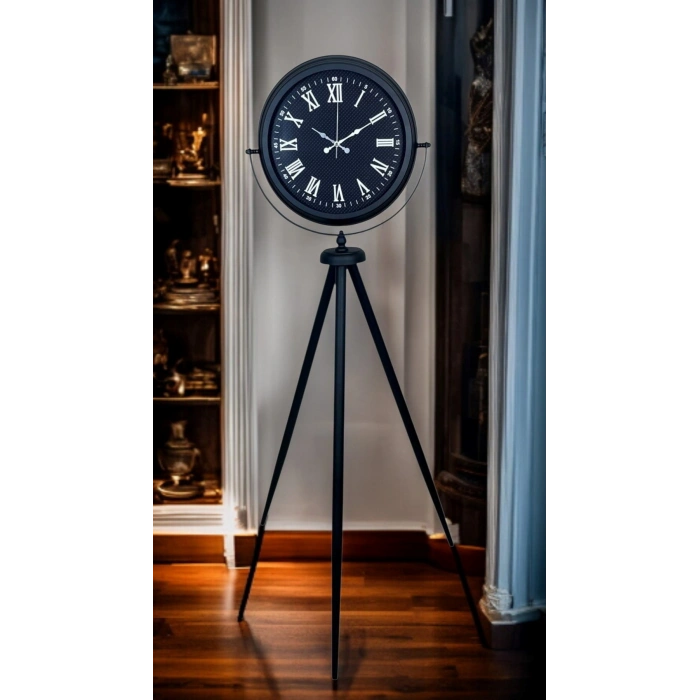 Midnight Black Tripod Ayaklı Saat