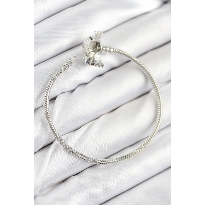 Pirinç Charm Zirkon Taşlı Taç Model Gümüş Renk Kadın Bileklik