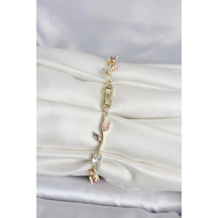 Pirinç Gold Renk Çiçek Sarmaşık Model Kadın Bileklik