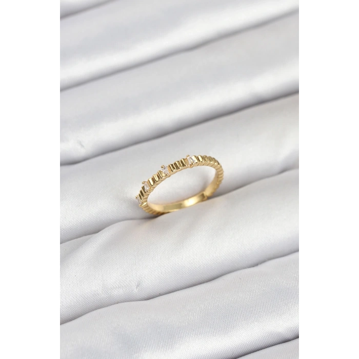 Pirinç Gold Renk Lazer Kesim Kadın Yüzük